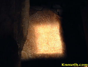 Equinox sunlight in Cairn T - Loughcrew