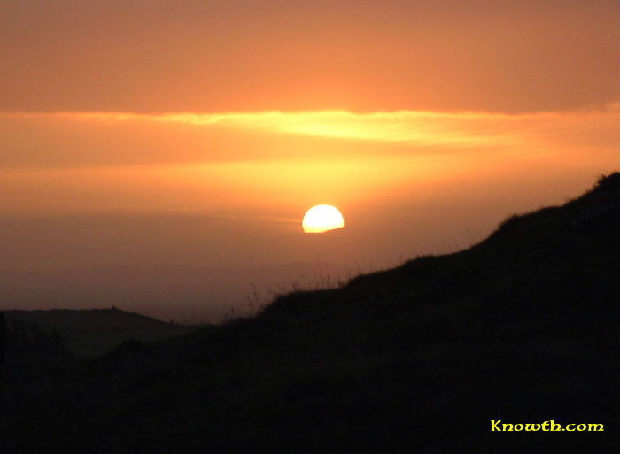 Loughcrew equinox sunrise September 2004