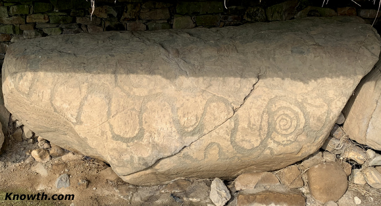 Knowth Kerbstone 17 - K17