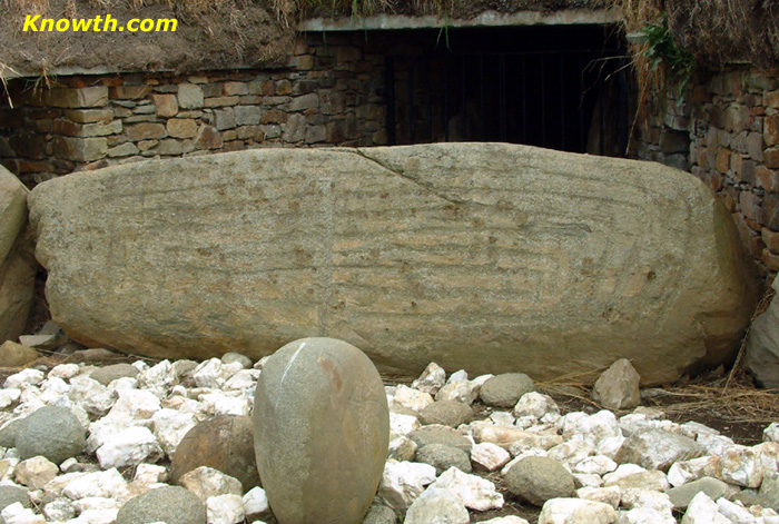 Knowth Kerbstone 74